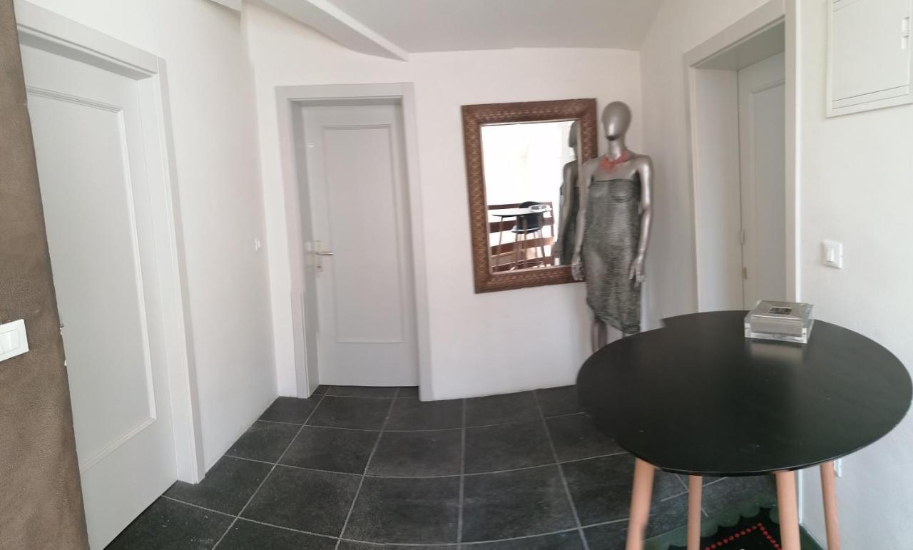 Gracia Apartments 푼타나 외부 사진