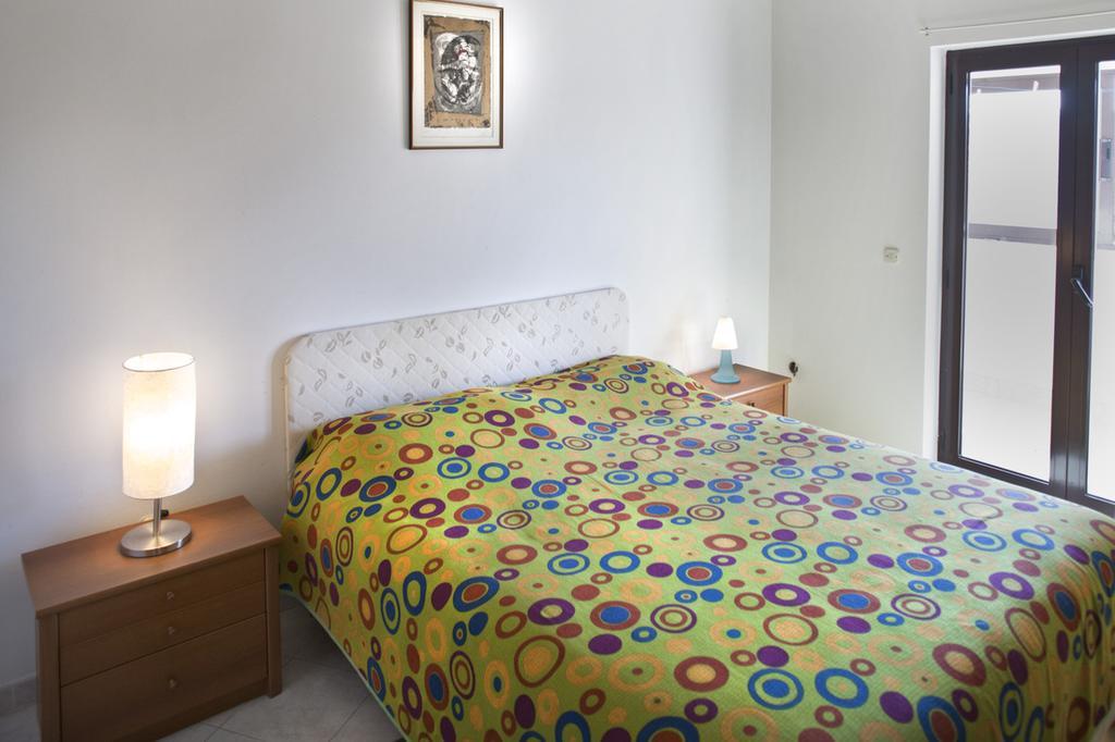 Gracia Apartments 푼타나 외부 사진