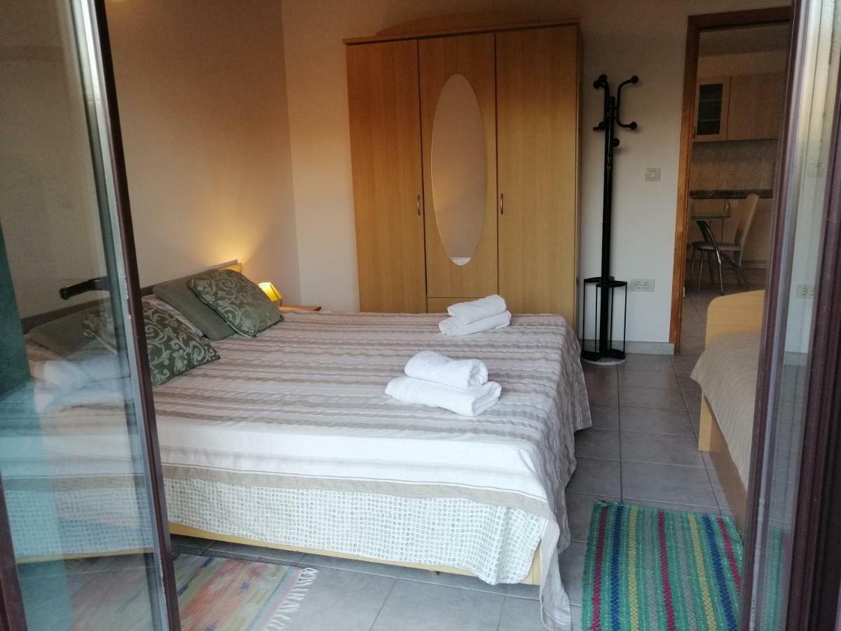Gracia Apartments 푼타나 외부 사진